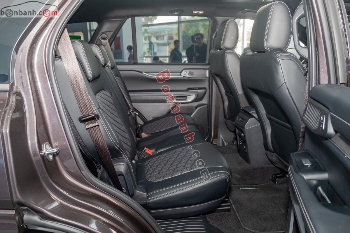 Bán ô tô Ford Everest Platinum 2.0L 4x4 AT - 2026 - xe mới