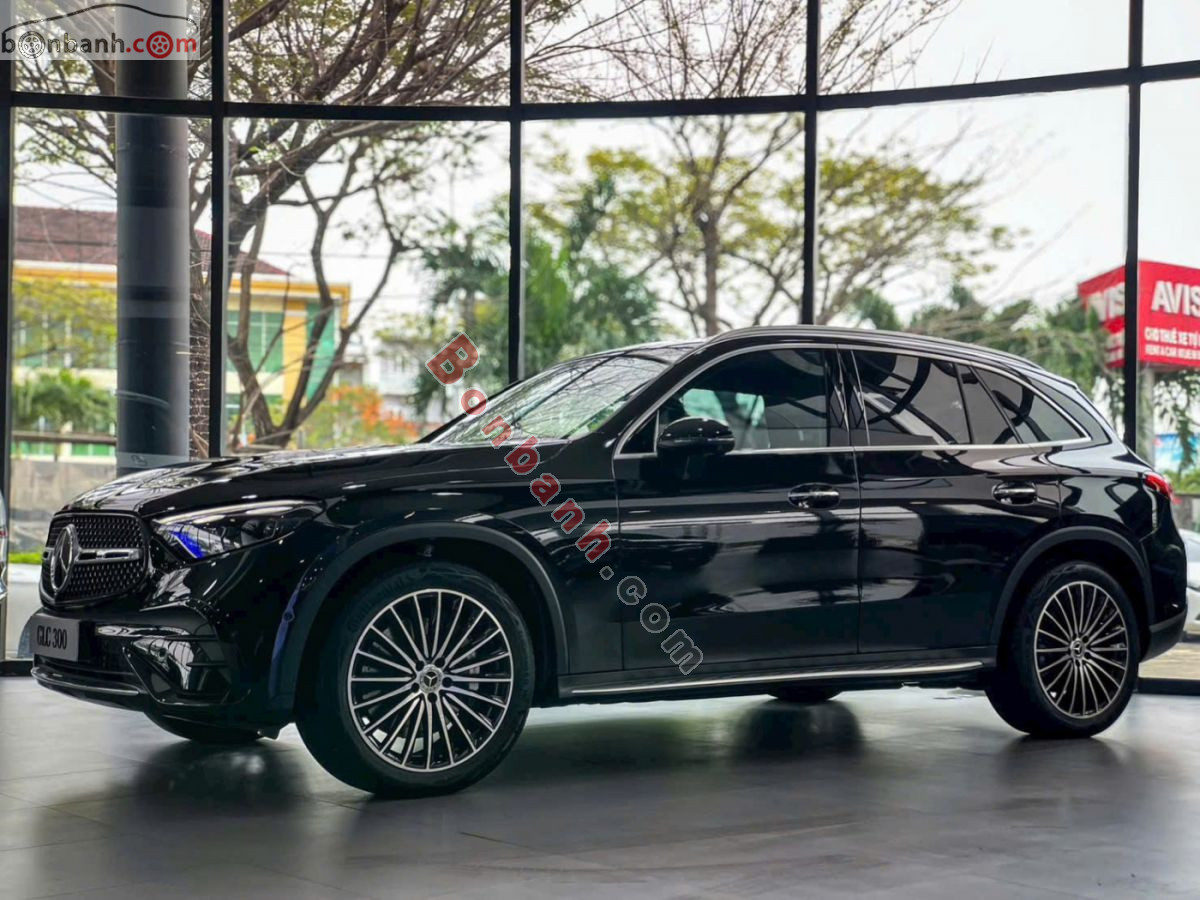 Bán ô tô Mercedes Benz GLC 300 4Matic - 2026 - xe mới