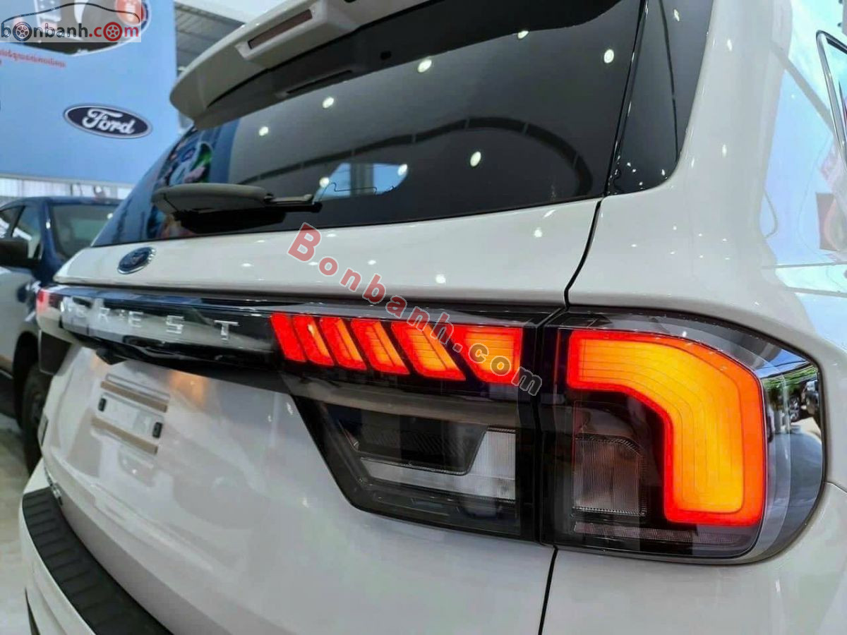 Bán ô tô Ford Everest Titanium Plus 2.0L 4x4 AT - 2026 - xe mới