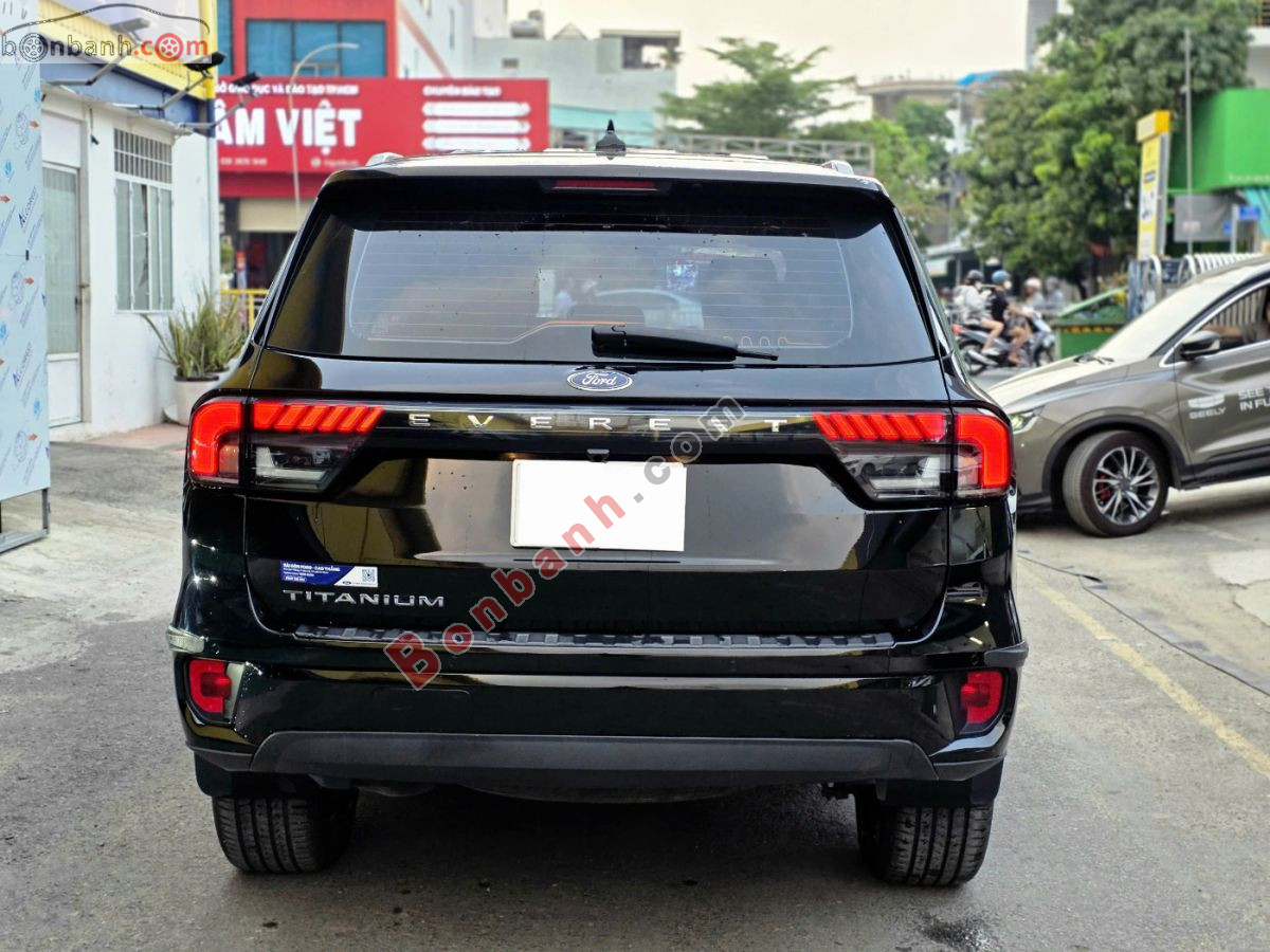 Bán ô tô Ford Everest Titanium 2.0L 4x2 AT - 2022 - xe cũ