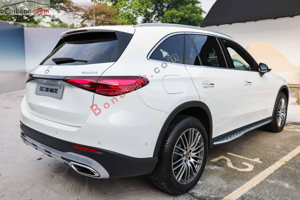 Bán ô tô Mercedes Benz GLC 200 4Matic - 2026 - xe mới