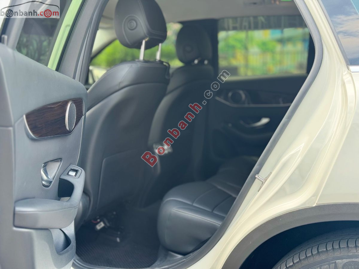 Bán ô tô Mercedes Benz GLC 200 - 2022 - xe cũ