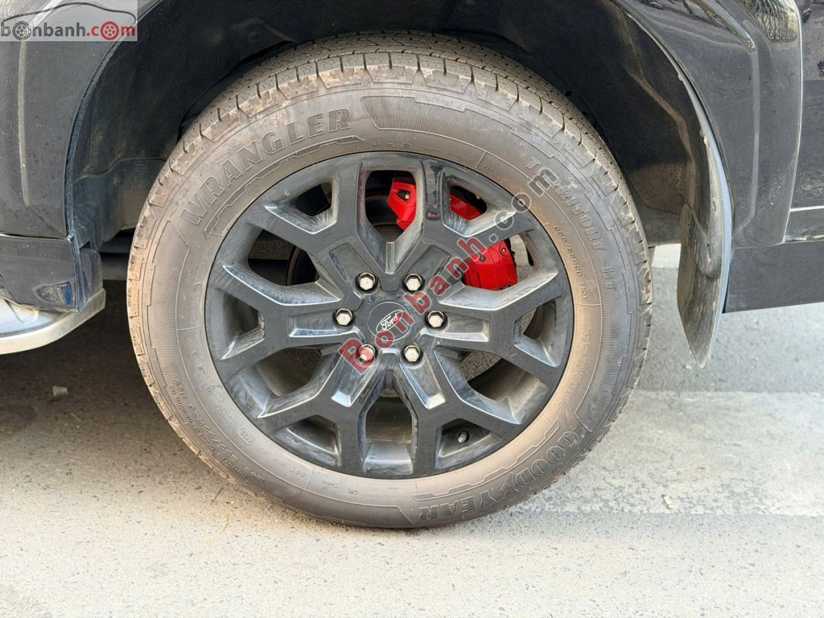 Bán ô tô Ford Everest Titanium 2.0L 4x2 AT - 2025 - xe cũ