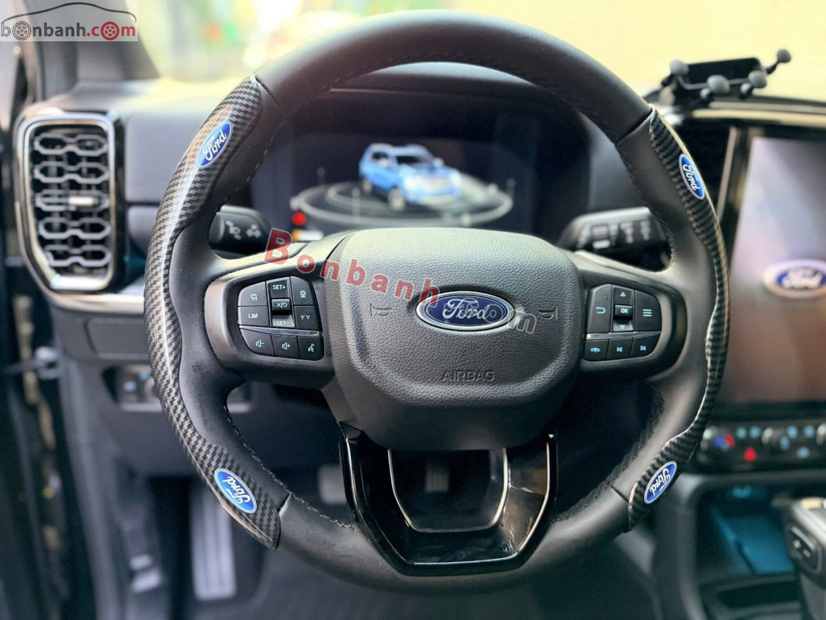 Bán ô tô Ford Everest Titanium 2.0L 4x2 AT - 2025 - xe cũ