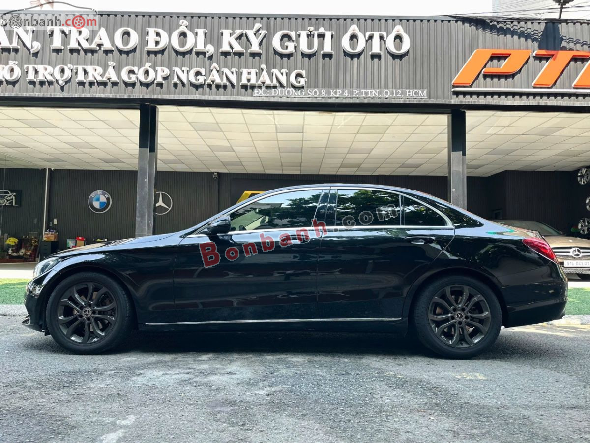 Bán ô tô Mercedes Benz C class C200 - 2018 - xe cũ