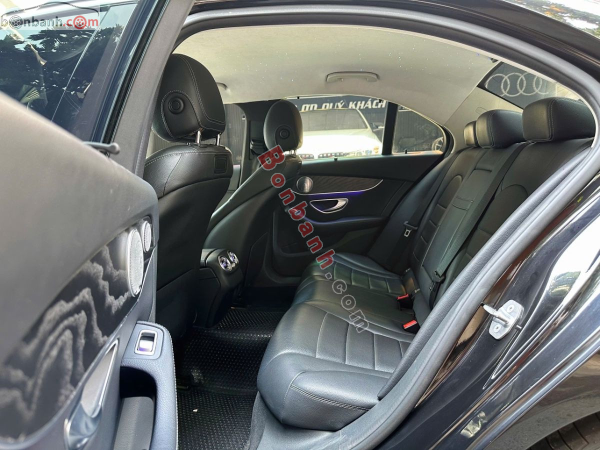 Bán ô tô Mercedes Benz C class C200 - 2018 - xe cũ