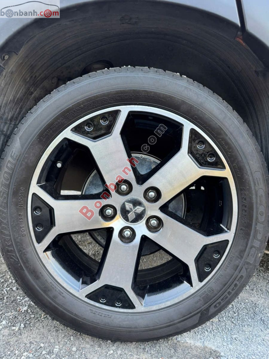 Bán ô tô Mitsubishi Xpander Cross 1.5 AT - 2021 - xe cũ