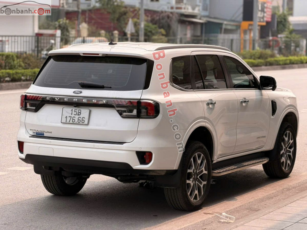 Bán ô tô Ford Everest Titanium 2.0L 4x2 AT - 2024 - xe cũ