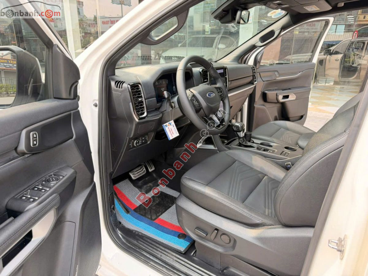 Bán ô tô Ford Everest Titanium 2.0L 4x2 AT - 2024 - xe cũ