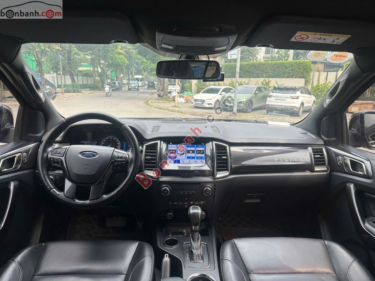 Bán ô tô Ford Everest Titanium 2.0L 4x2 AT - 2018 - xe cũ