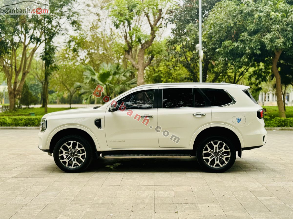 Bán ô tô Ford Everest Titanium 2.0L 4x2 AT - 2022 - xe cũ