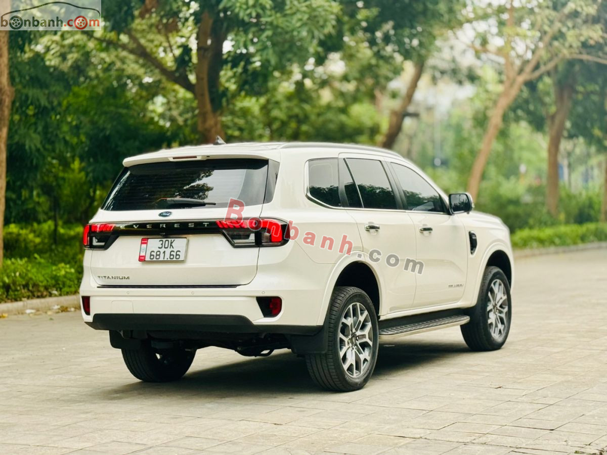 Bán ô tô Ford Everest Titanium 2.0L 4x2 AT - 2022 - xe cũ