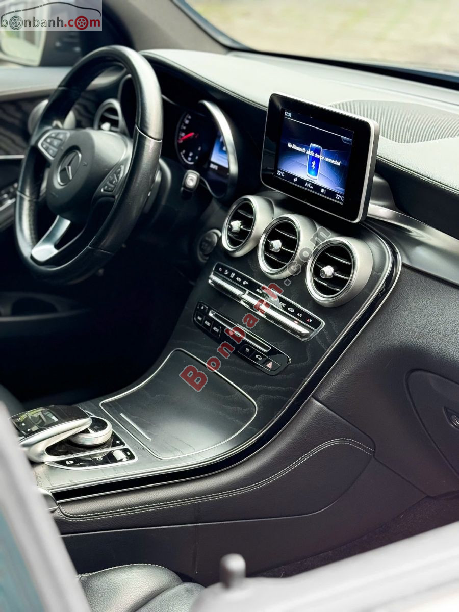 Bán ô tô Mercedes Benz GLC 300 4Matic - 2018 - xe cũ