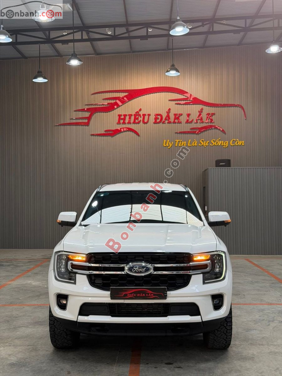 Bán ô tô Ford Everest Ambiente 2.0L 4x2 AT - 2024 - xe cũ