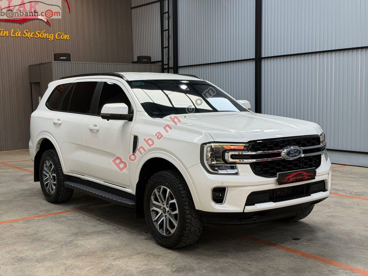 Bán ô tô Ford Everest Ambiente 2.0L 4x2 AT - 2024 - xe cũ