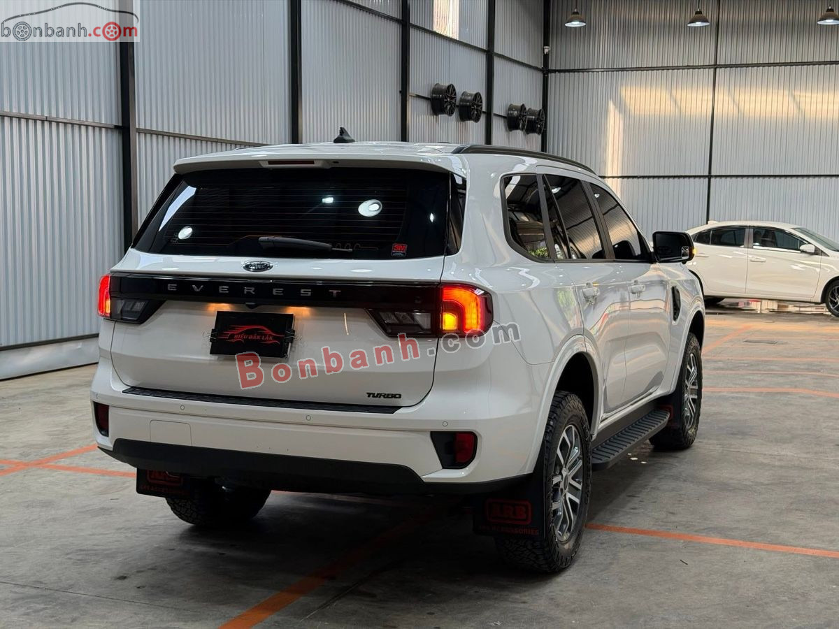 Bán ô tô Ford Everest Ambiente 2.0L 4x2 AT - 2024 - xe cũ