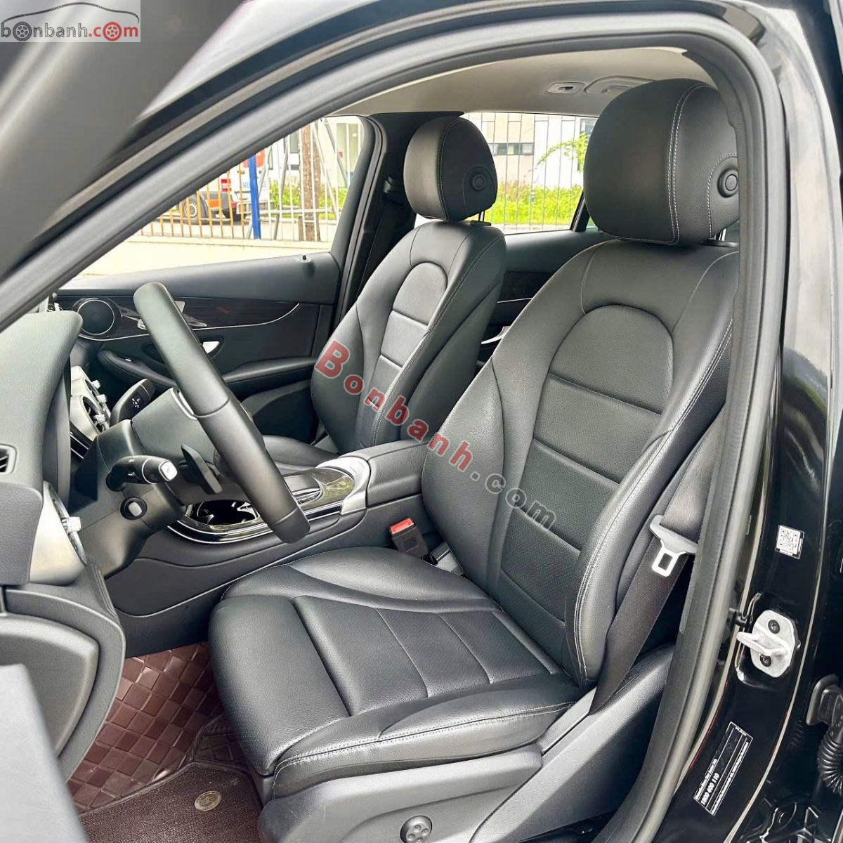 Bán ô tô Mercedes Benz GLC 200 - 2021 - xe cũ