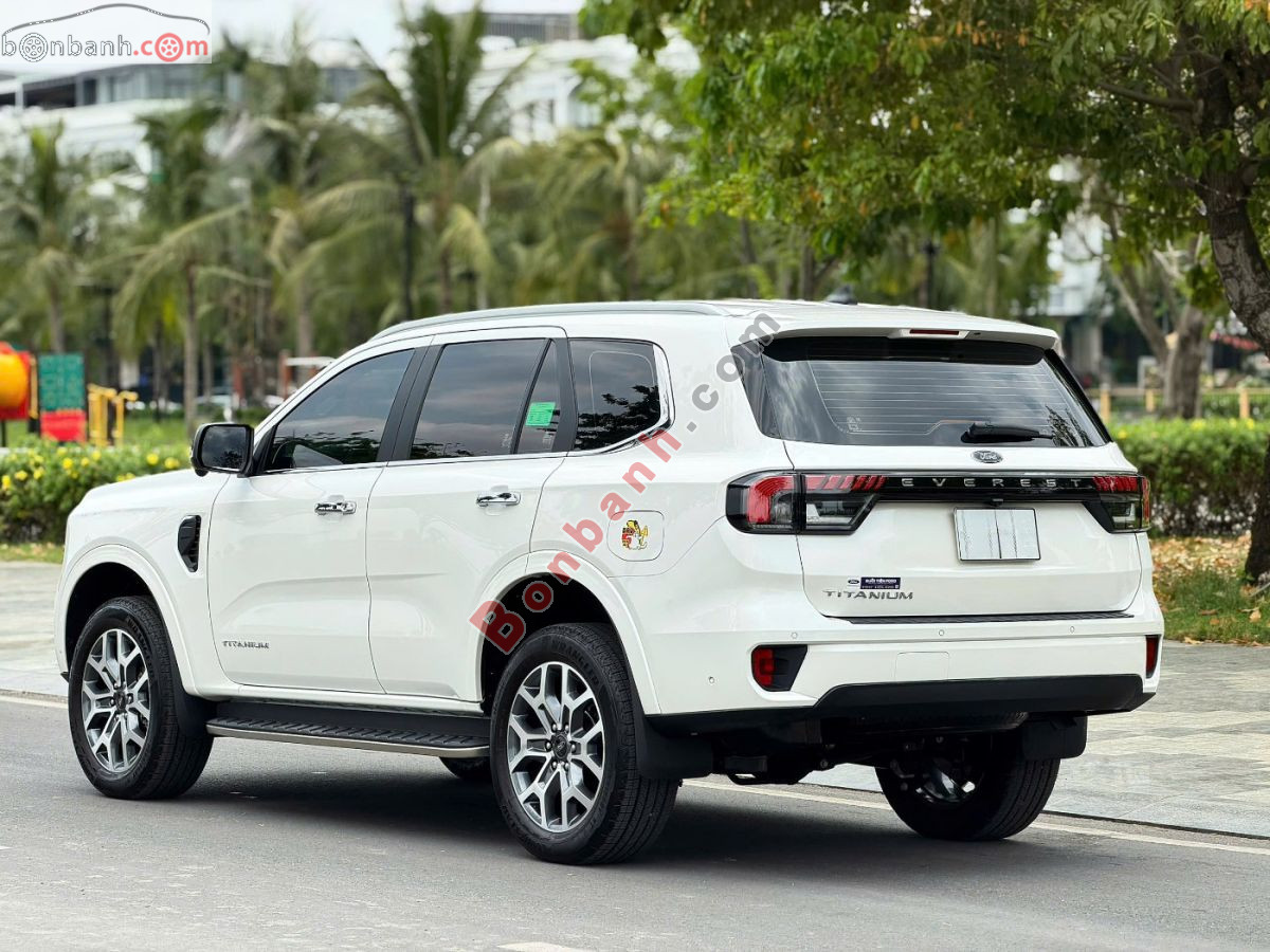 Bán ô tô Ford Everest Titanium Plus 2.0L 4x4 AT - 2024 - xe cũ