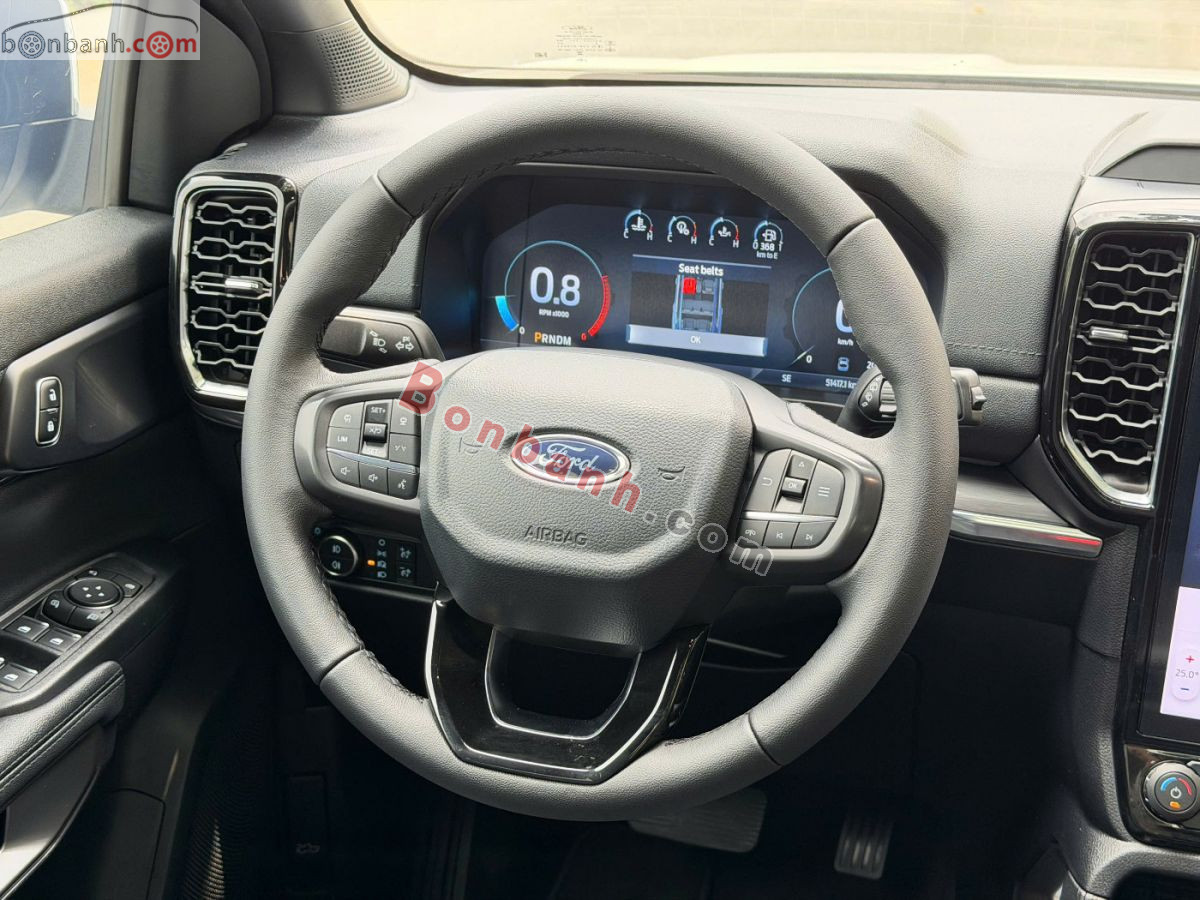 Bán ô tô Ford Everest Titanium Plus 2.0L 4x4 AT - 2024 - xe cũ