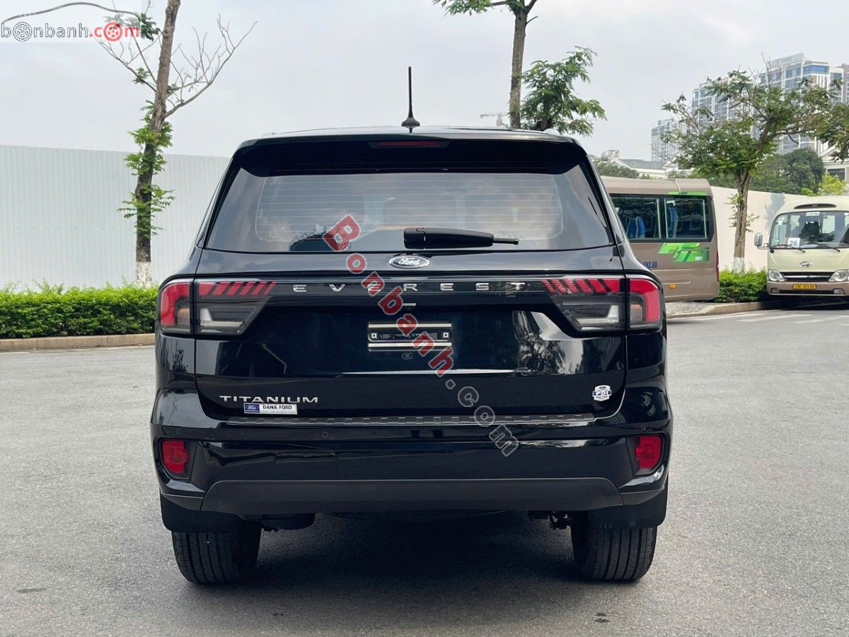 Bán ô tô Ford Everest Titanium 2.0L 4x2 AT - 2024 - xe cũ