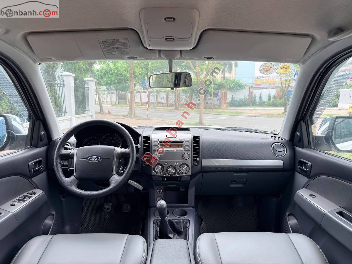 Bán ô tô Ford Everest 2.5L 4x2 MT - 2014 - xe cũ