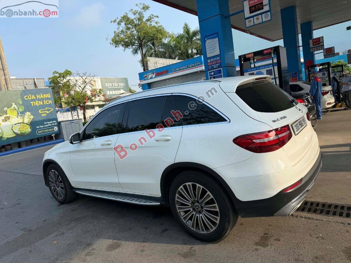 Bán ô tô Mercedes Benz GLC 250 4Matic - 2018 - xe cũ