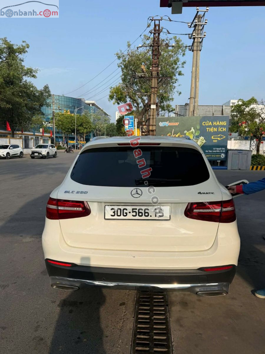 Bán ô tô Mercedes Benz GLC 250 4Matic - 2018 - xe cũ