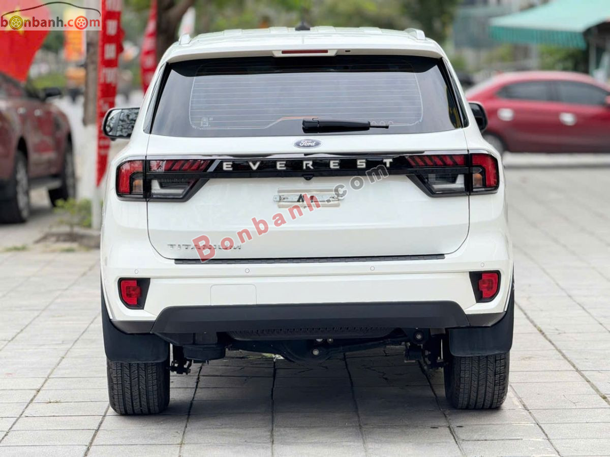 Bán ô tô Ford Everest Titanium 2.0L 4x2 AT - 2024 - xe cũ