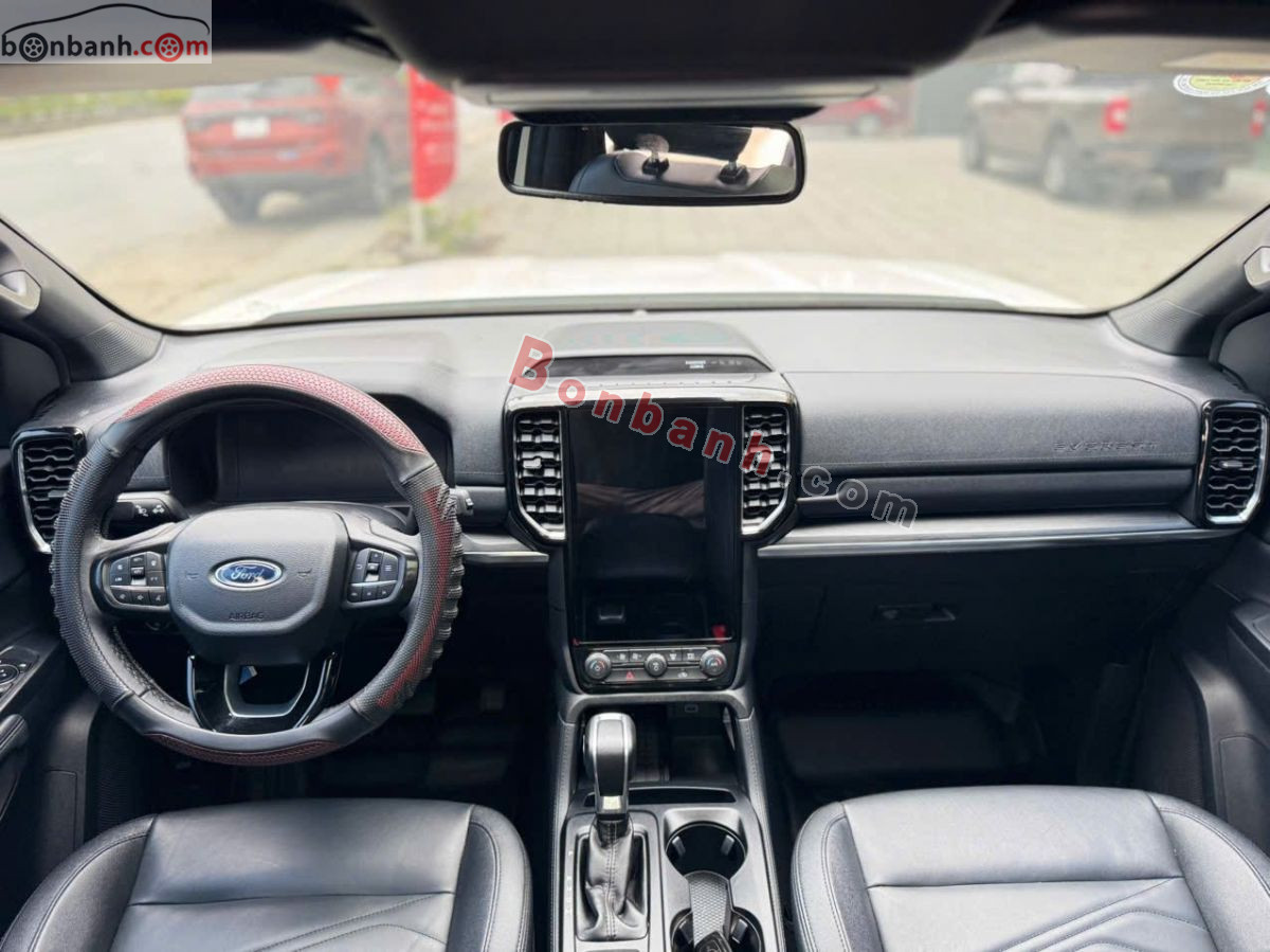 Bán ô tô Ford Everest Titanium 2.0L 4x2 AT - 2024 - xe cũ