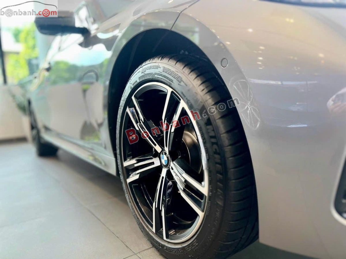 Bán ô tô BMW 3 Series 330i M Sport - 2025 - xe mới