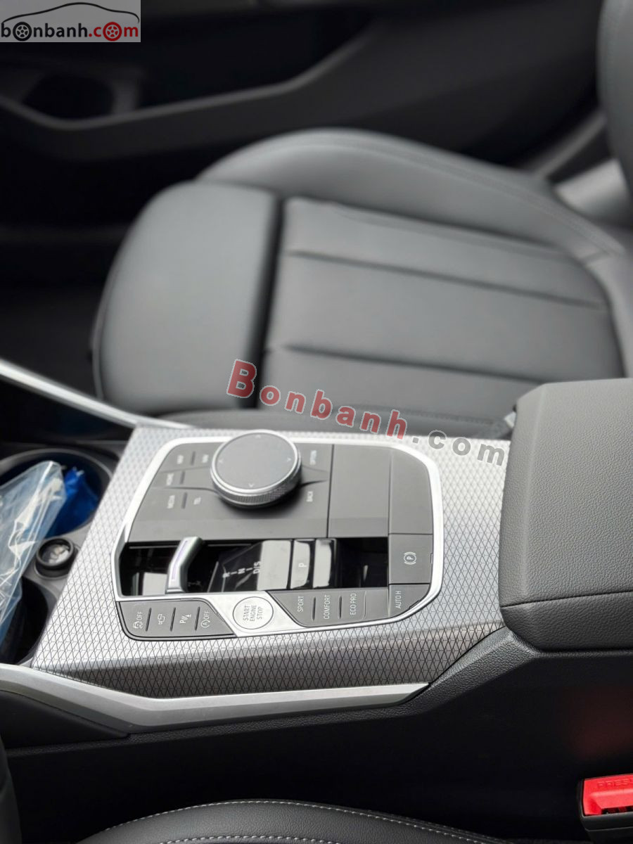 Bán ô tô BMW 3 Series 330i M Sport - 2025 - xe mới