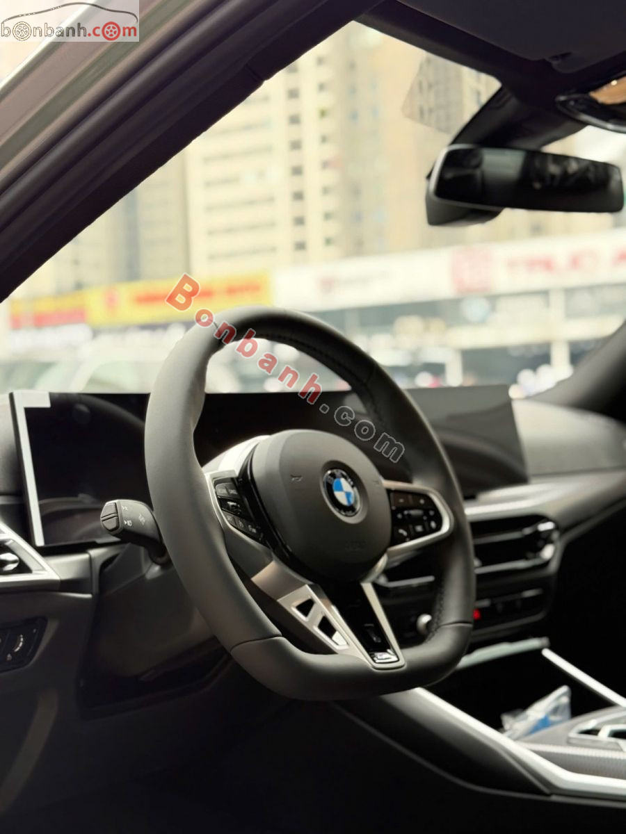Bán ô tô BMW 3 Series 330i M Sport - 2025 - xe mới