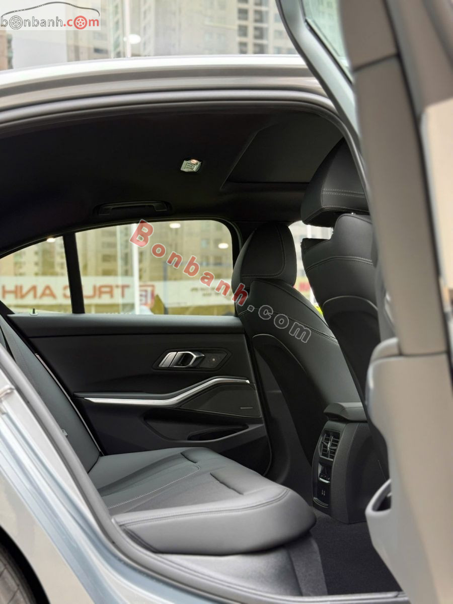 Bán ô tô BMW 3 Series 330i M Sport - 2025 - xe mới