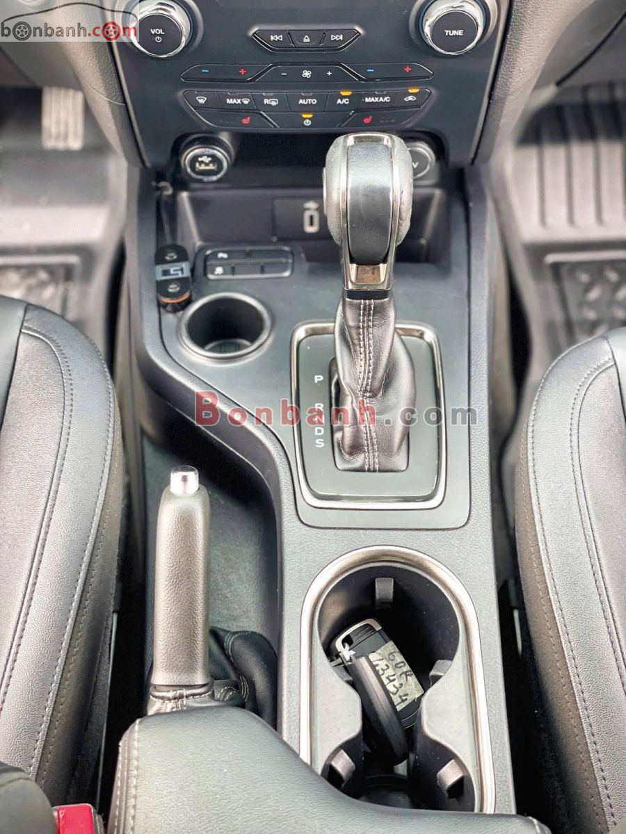 Bán ô tô Ford Everest Titanium 2.0L 4x2 AT - 2019 - xe cũ