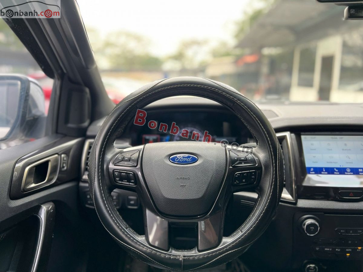 Bán ô tô Ford Everest Titanium 2.0L 4x2 AT - 2019 - xe cũ