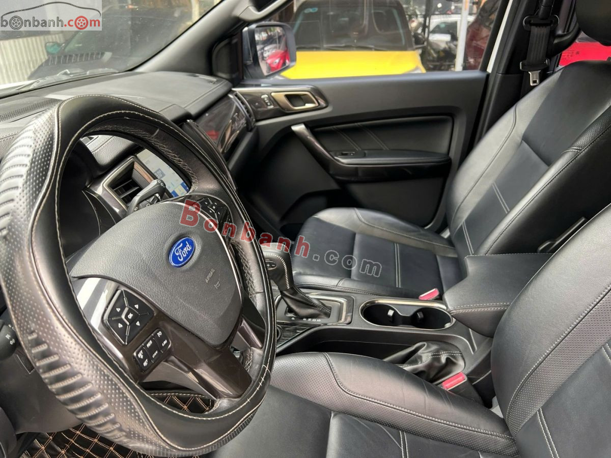 Bán ô tô Ford Everest Titanium 2.0L 4x2 AT - 2019 - xe cũ