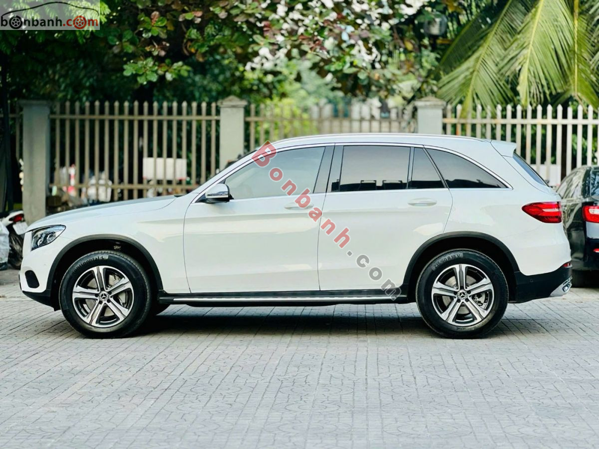 Bán ô tô Mercedes Benz GLC 250 4Matic - 2017 - xe cũ
