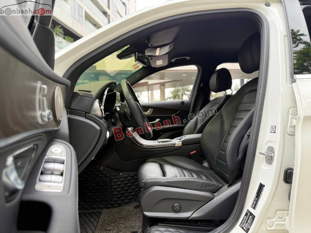 Bán ô tô Mercedes Benz GLC 200 4Matic - 2021 - xe cũ