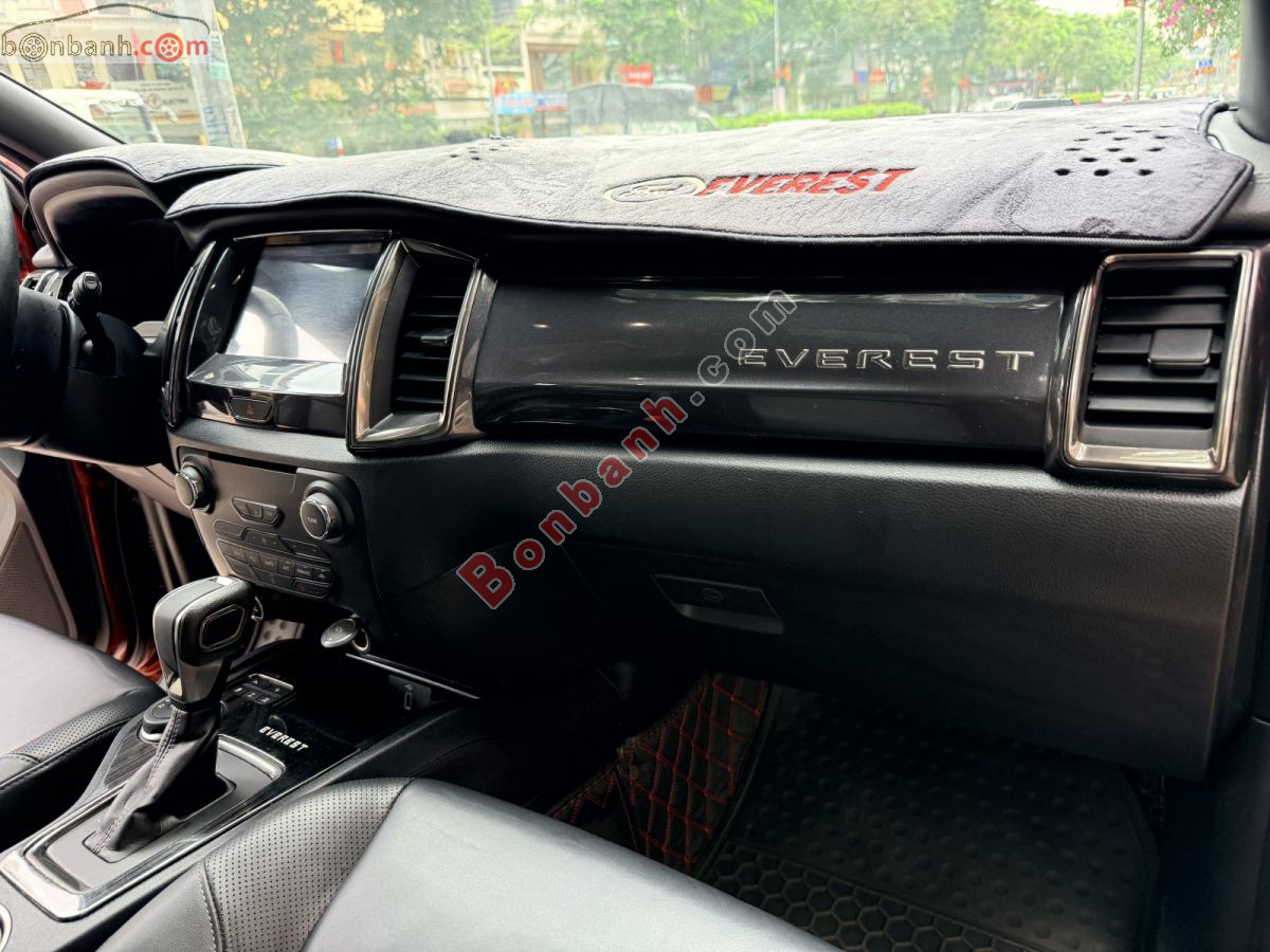 Bán ô tô Ford Everest Titanium 2.0L 4x4 AT - 2019 - xe cũ