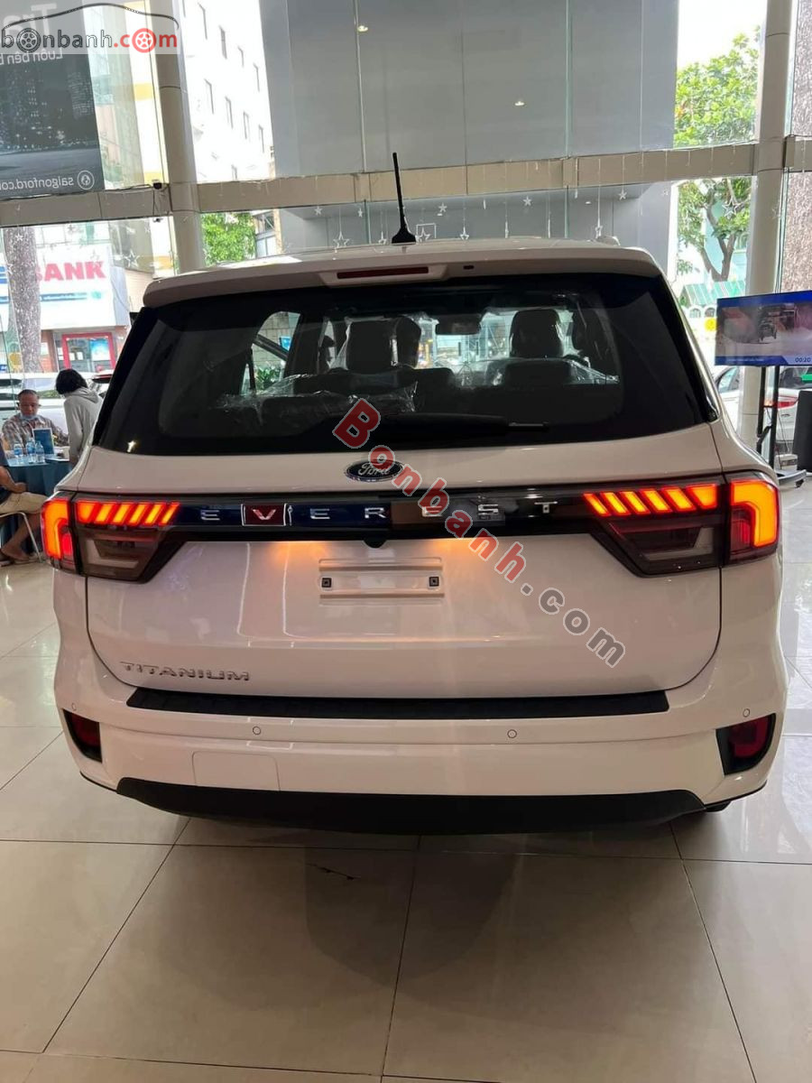 Bán ô tô Ford Everest Titanium 2.0L 4x2 AT - 2026 - xe mới