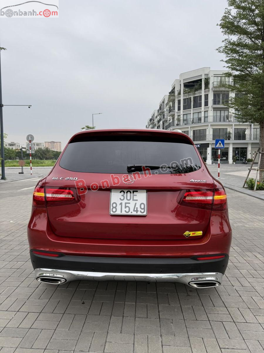 Bán ô tô Mercedes Benz GLC 250 4Matic - 2017 - xe cũ