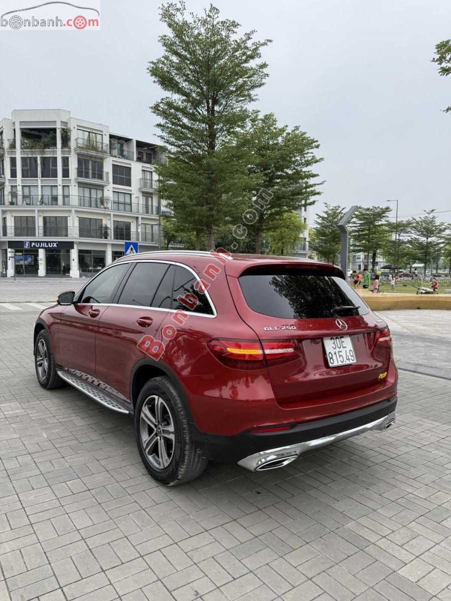 Bán ô tô Mercedes Benz GLC 250 4Matic - 2017 - xe cũ