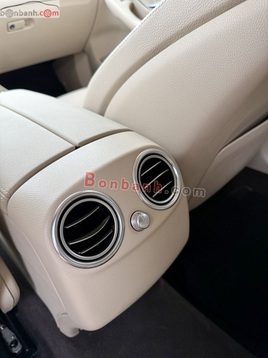 Bán ô tô Mercedes Benz GLC 250 4Matic - 2017 - xe cũ