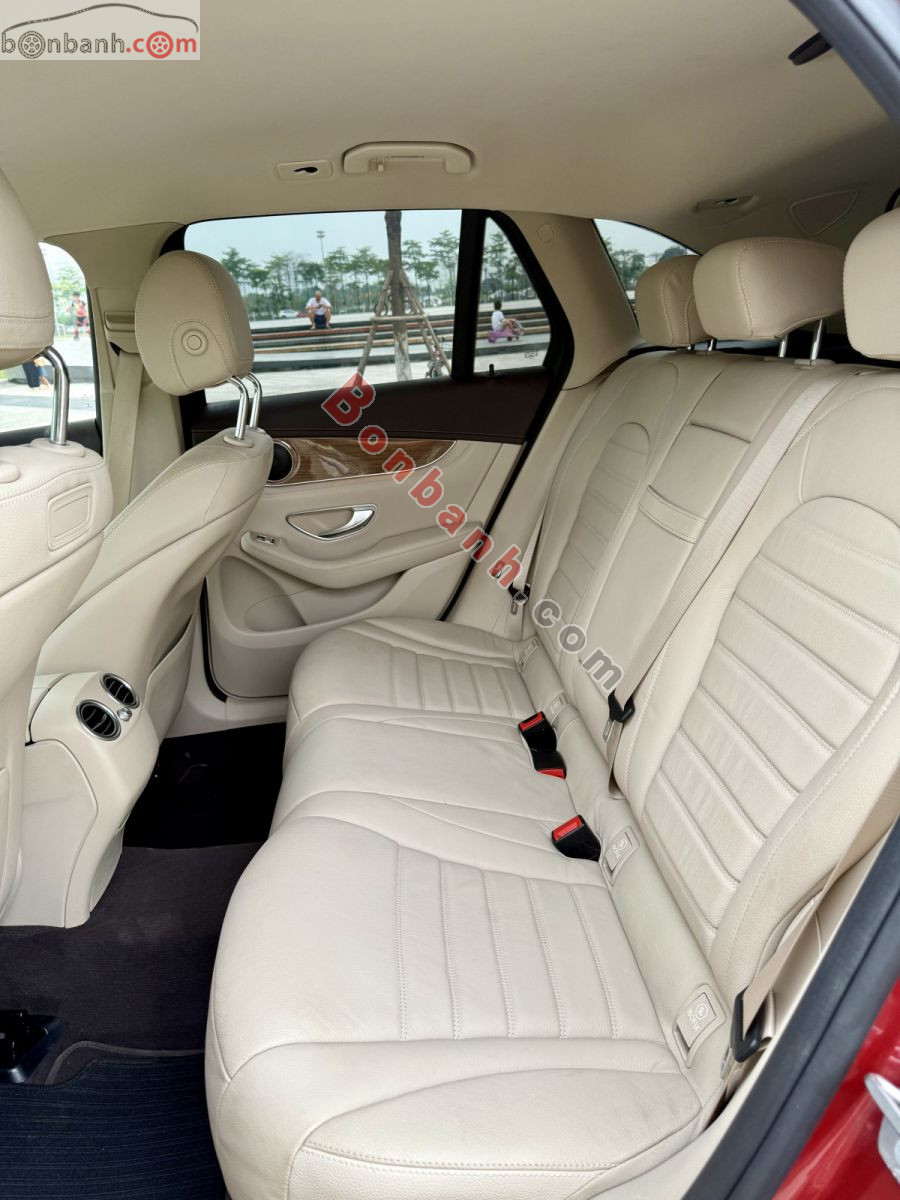 Bán ô tô Mercedes Benz GLC 250 4Matic - 2017 - xe cũ