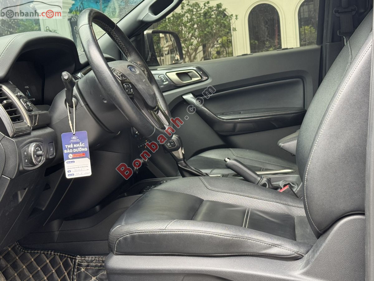 Bán ô tô Ford Everest Titanium 2.0L 4x4 AT - 2022 - xe cũ