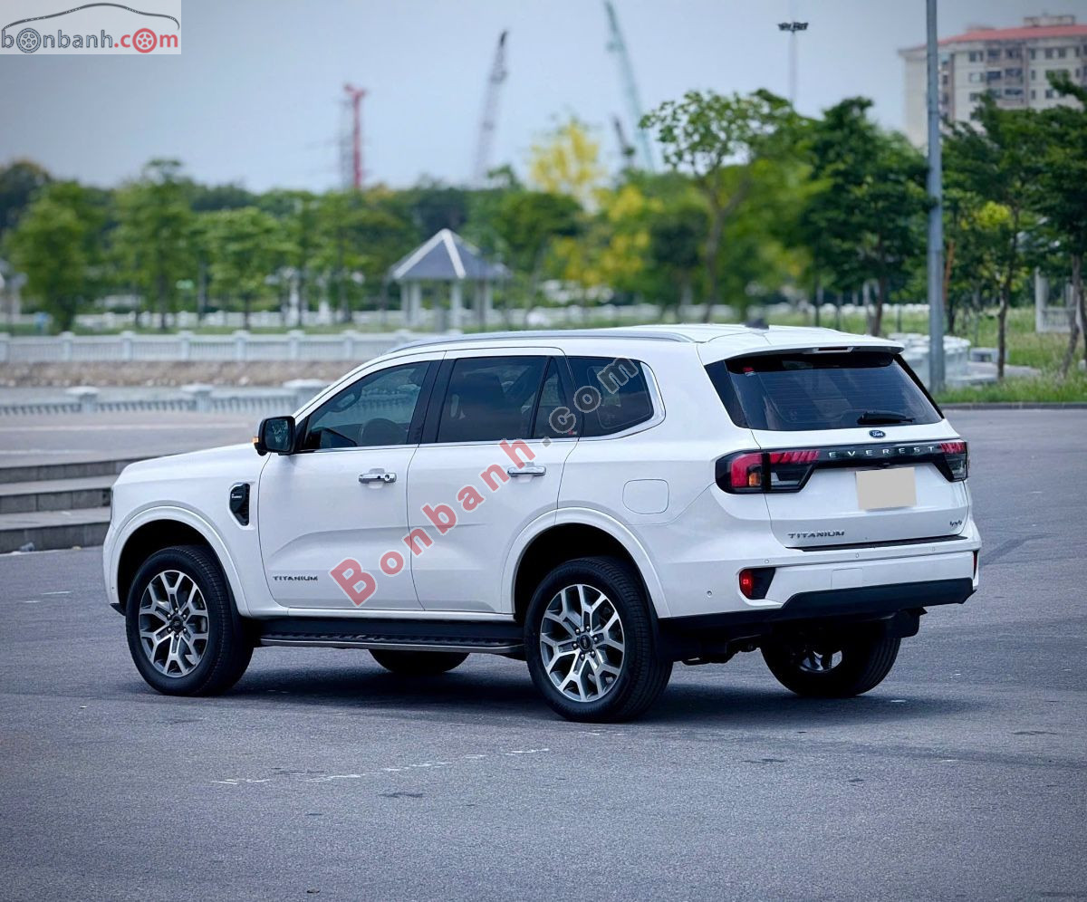 Bán ô tô Ford Everest Titanium Plus 2.0L 4x4 AT - 2022 - xe cũ