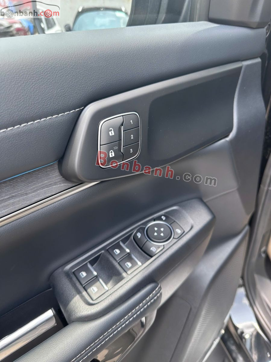 Bán ô tô Ford Everest Platinum+ 2.3L 4x4 AT - 2026 - xe mới