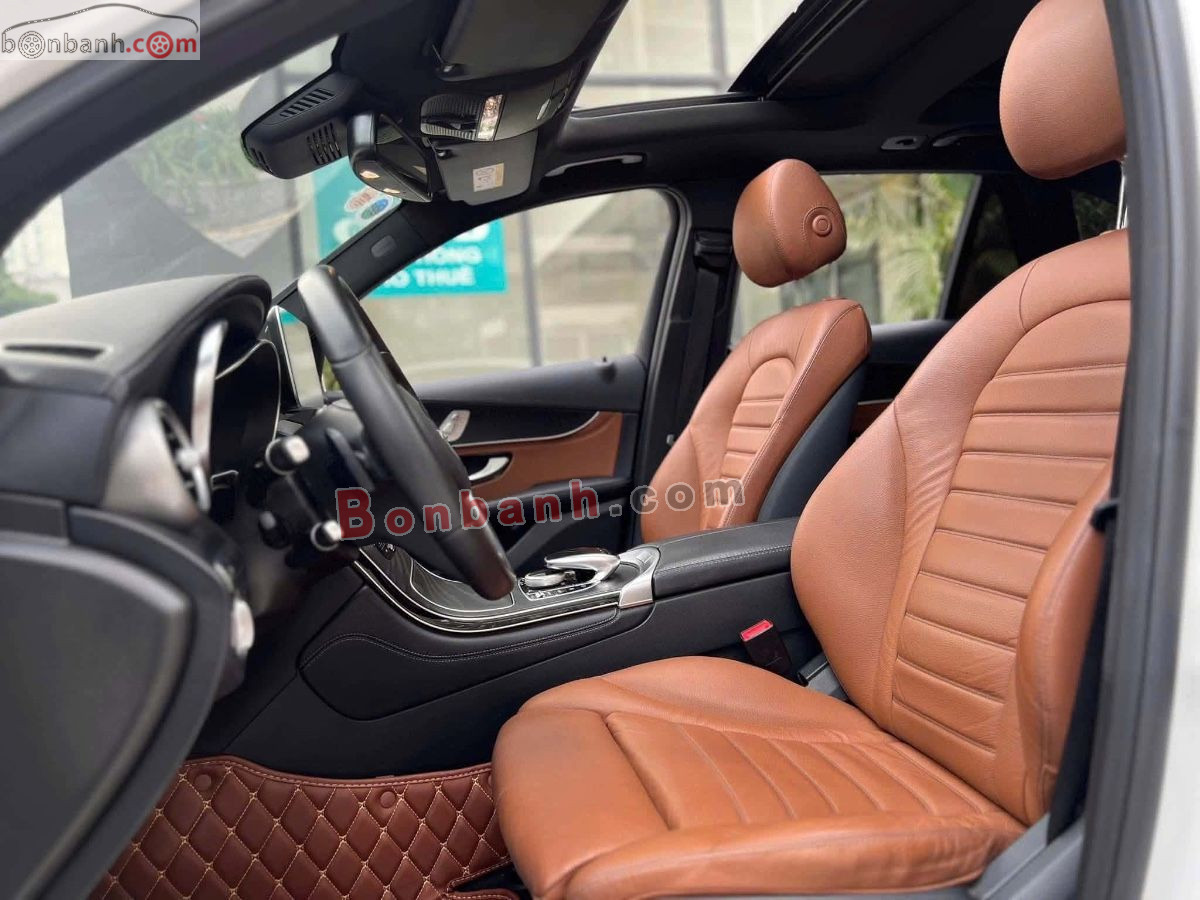 Bán ô tô Mercedes Benz GLC 300 4Matic - 2018 - xe cũ