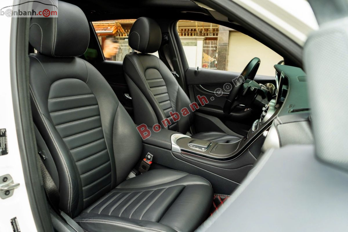 Bán ô tô Mercedes Benz GLC 300 4Matic - 2020 - xe cũ