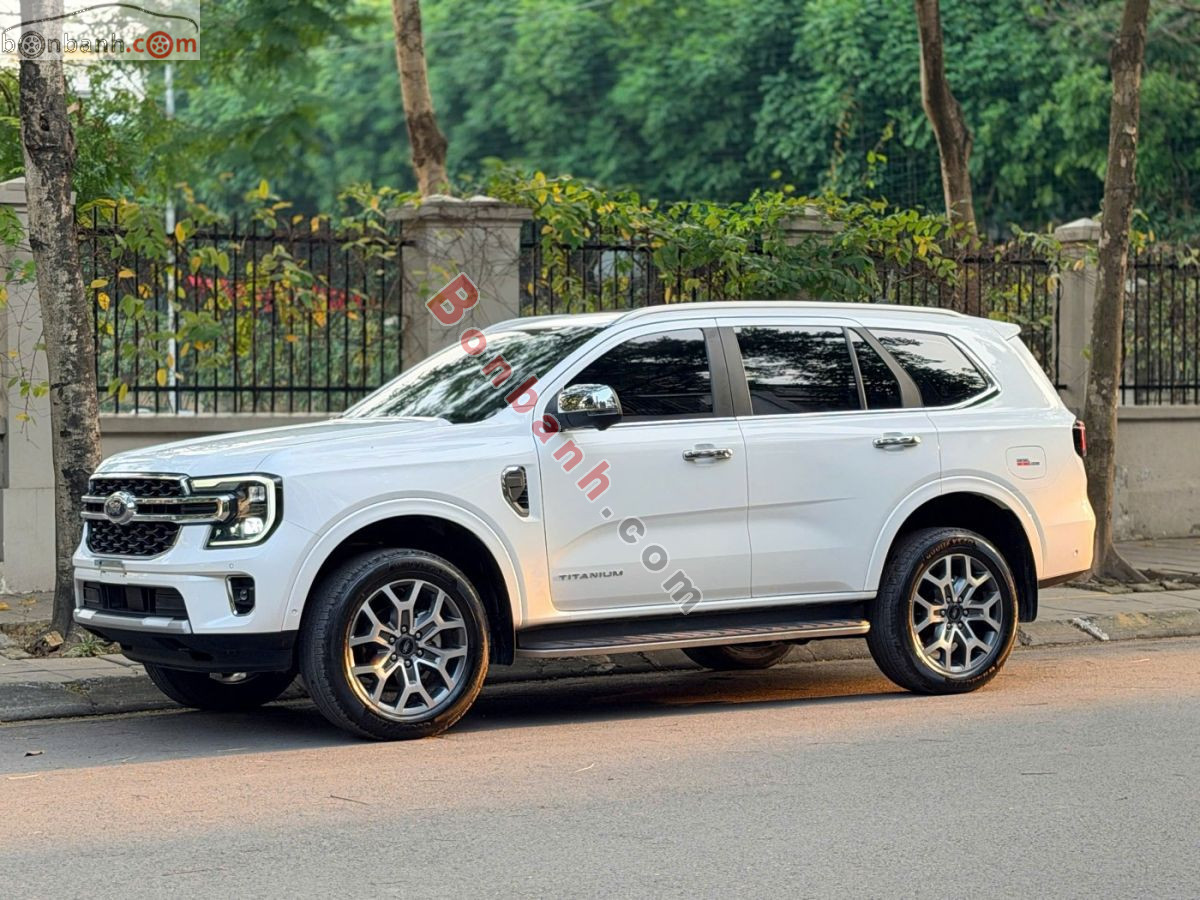 Bán ô tô Ford Everest Titanium Plus 2.0L 4x4 AT - 2024 - xe cũ